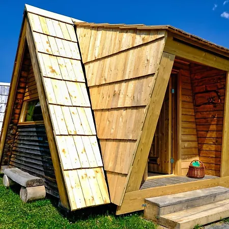 Glamping Brodej Hotel Vitanje Exterior photo