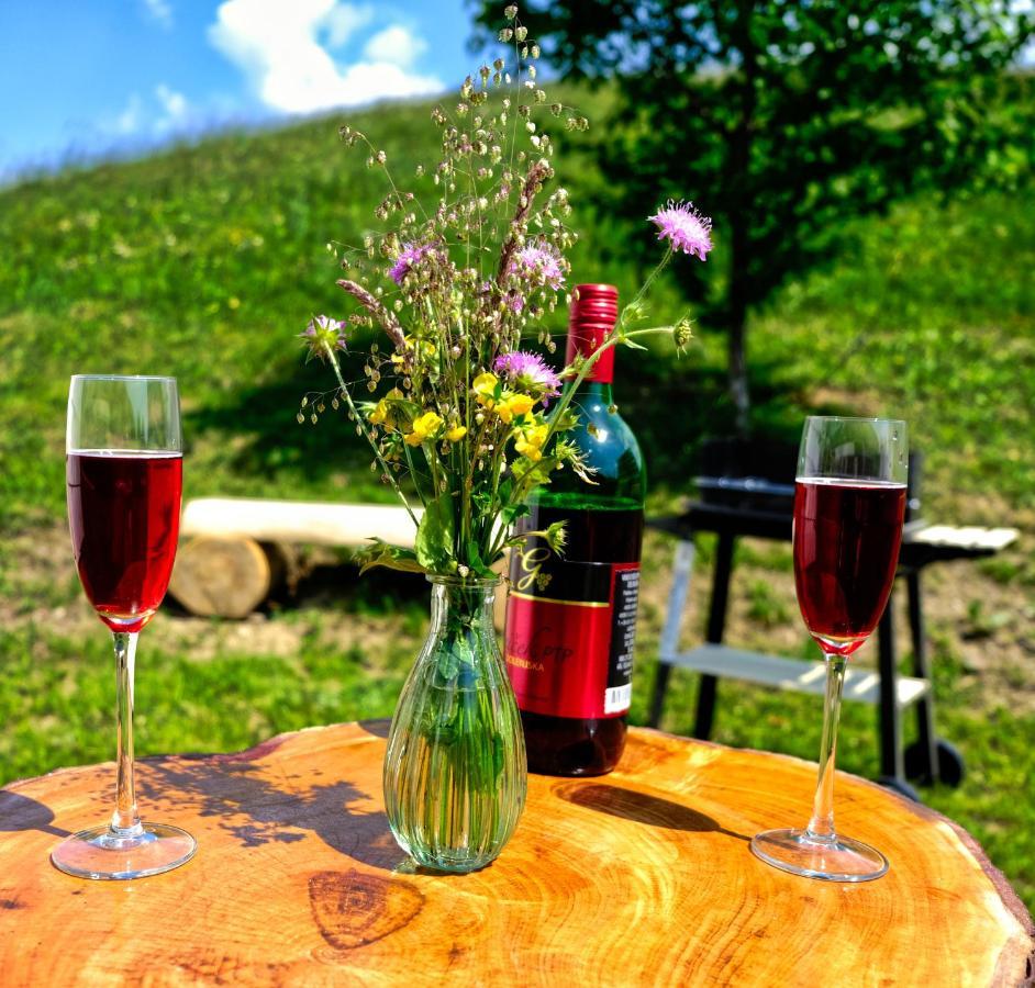Luxury tent Glamping Brodej *